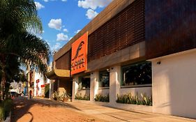 Hotel St. George